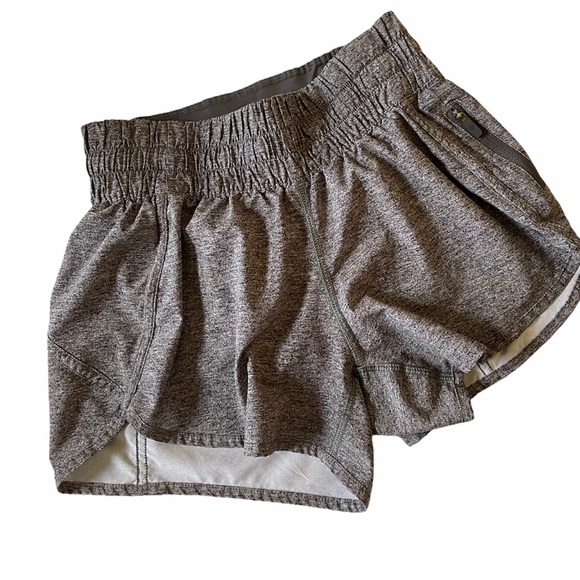 Lululemon Tracker Short V *4" Heather Lux Black 4 - Picture 4 of 7